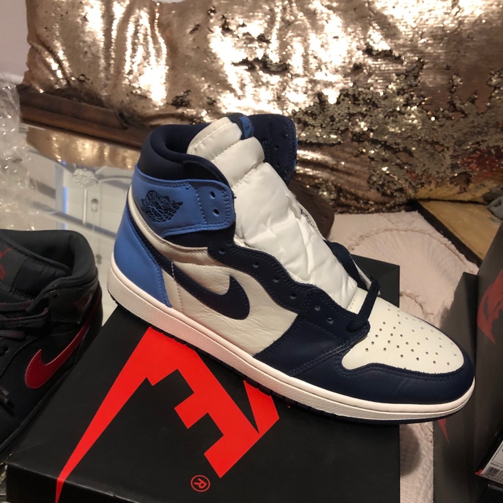 Jordan 1 obsidian